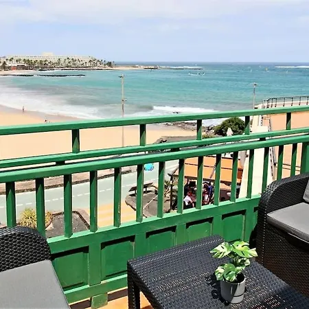 Cucharas Playa Terrace Sea Views Appartamento *